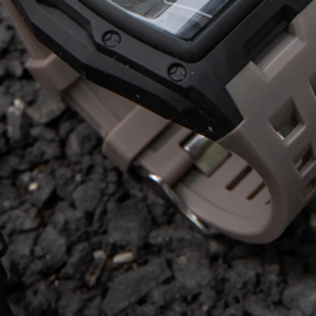 ساعت مچی دیجیتال مدل تک زمانه بند پیو کرنوگراف آب استخری کد ۱.۴