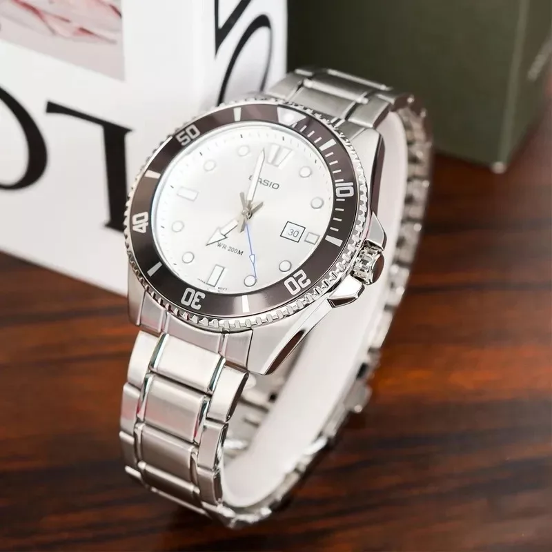 ساعت مچی عقربه‌ای کوارتز مردانه کاسیو مدل MDV-107D-7AVDF