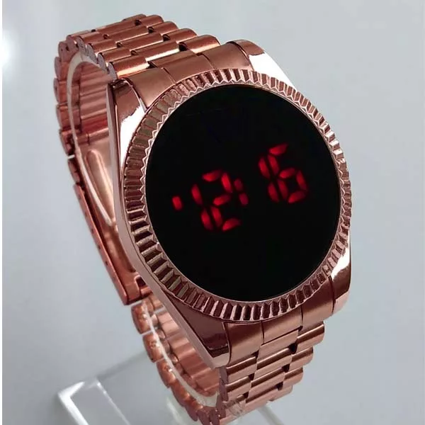 ساعت مچی دیجیتال مدل تاج کد 12roz