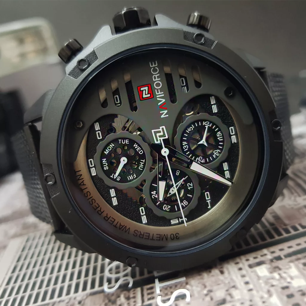 ساعت مچی عقربه‌ای مردانه کوارتز کورنوگراف نیوی فورس مدل 15049