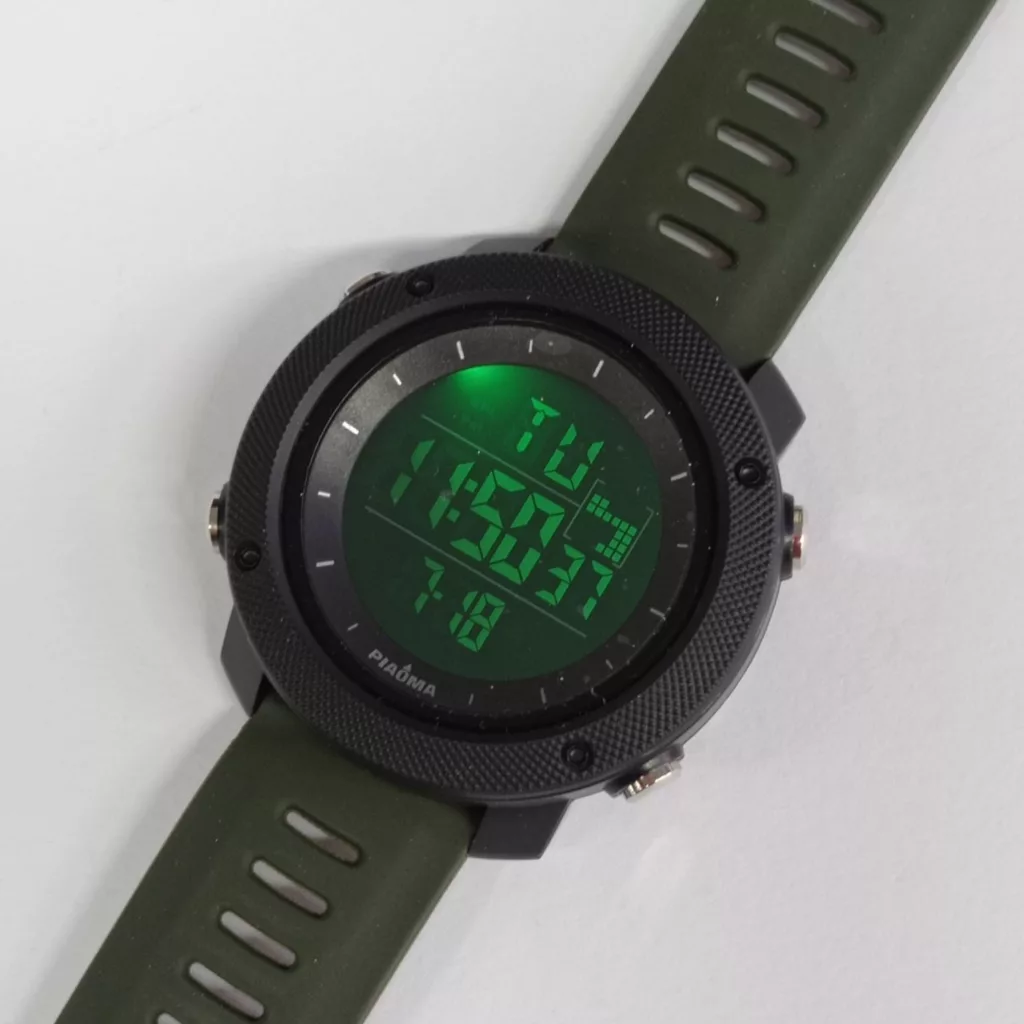 ساعت مچی دیجیتال مردانه پیائوما مدل YASH55