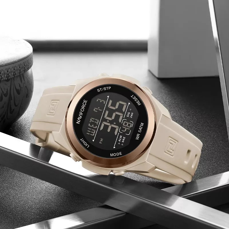 ساعت مچی دیجیتال نیوی فورس مدل NF7111