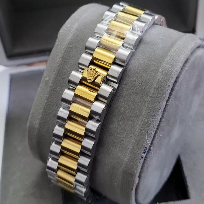 ساعت مچی عقربه‌ای مردانه  مدل دراگون 05