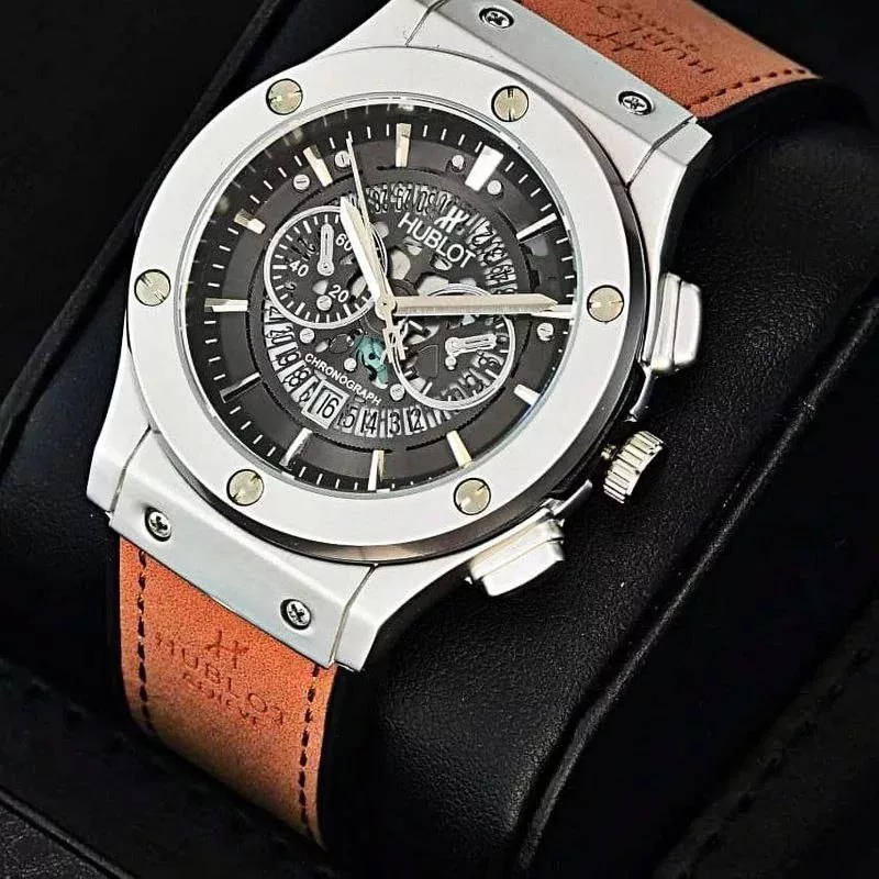 ساعت مچی عقربه‌ای مردانه مدل اسکلتون بیگ بنگ04