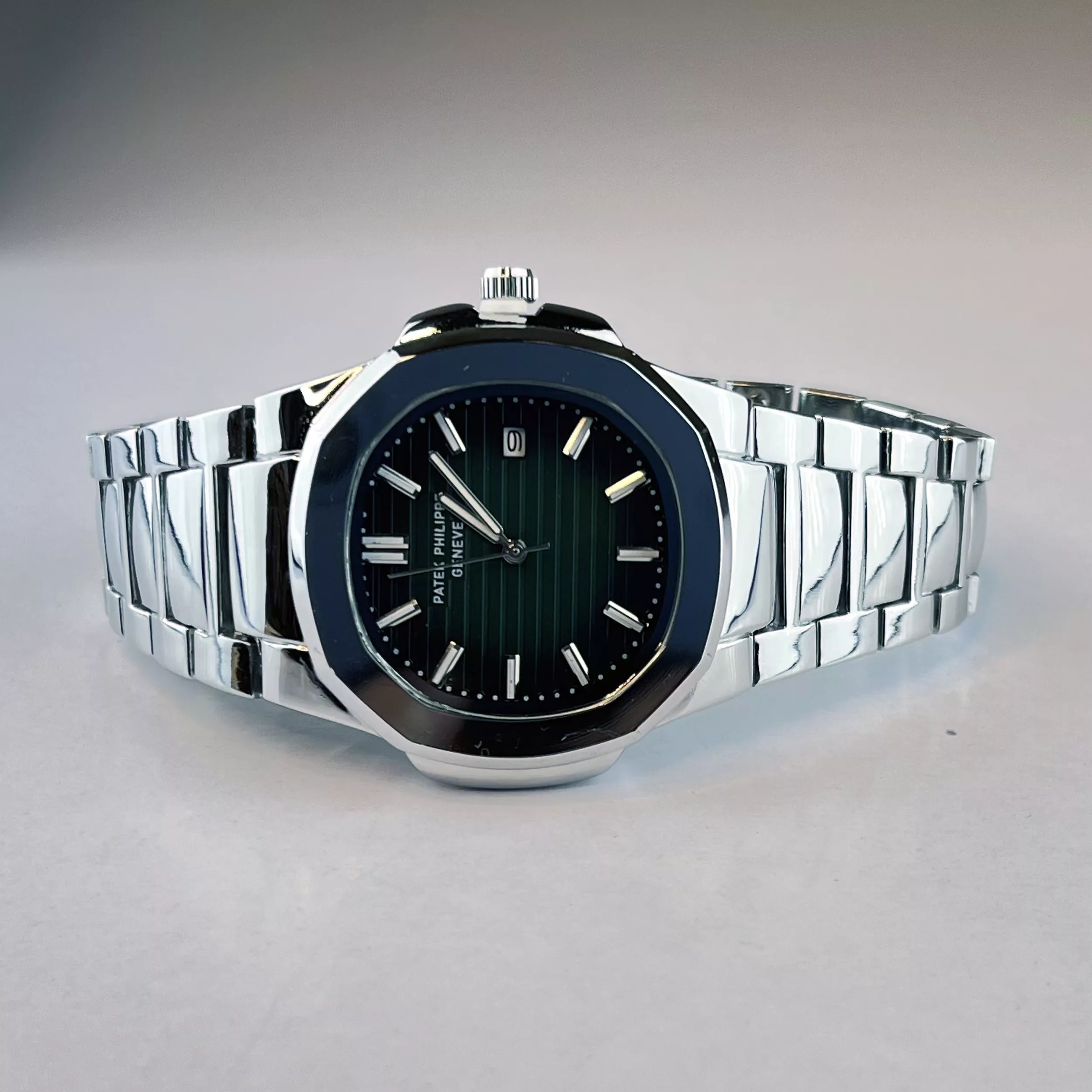 ساعت مچی عقربه‌ای مردانه کوارتز مدل ناتیلوس