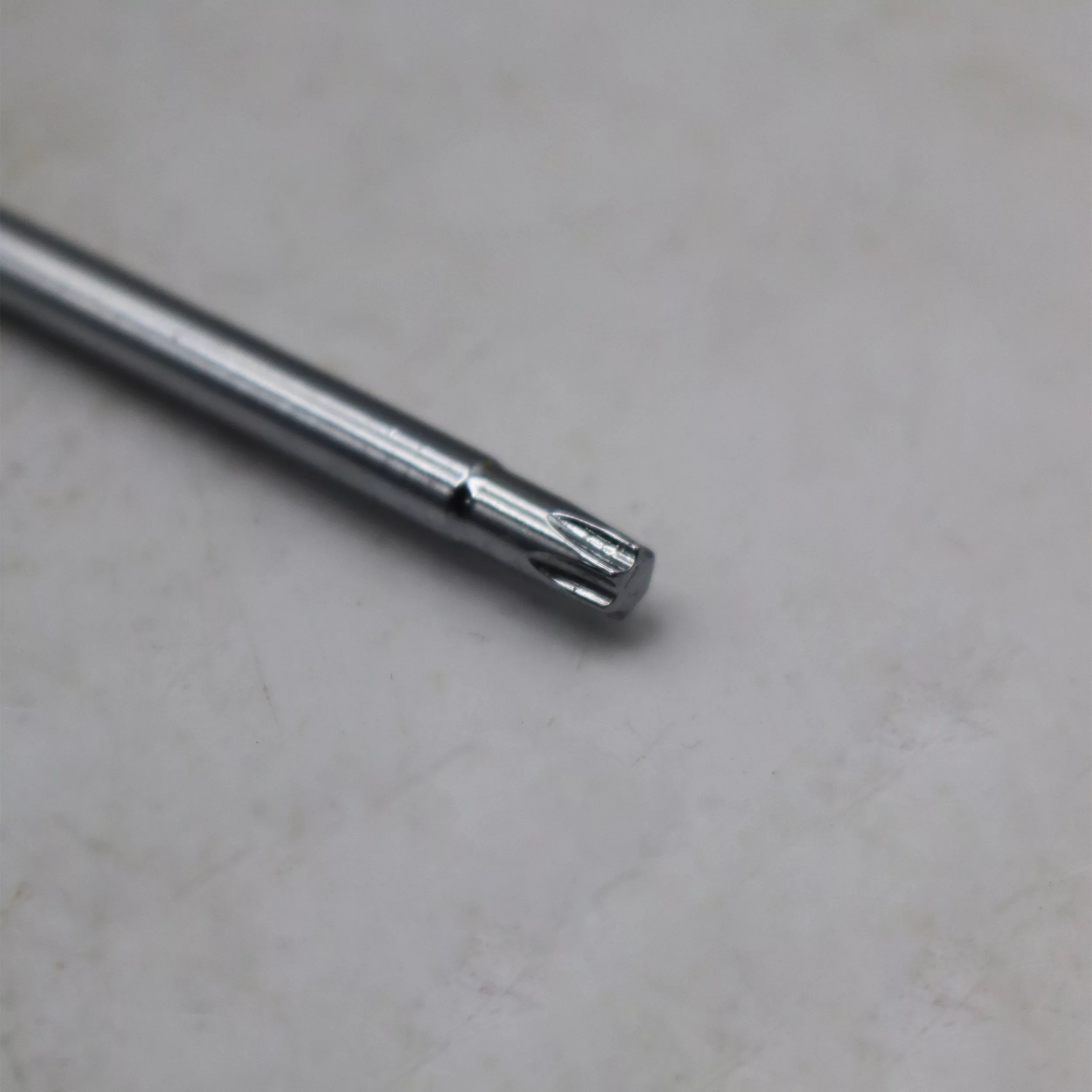 سری پیچ گوشتی ستاره ای ولف مدل بیت خور کد YP-T20/150MM سایز 15 سانتی متر