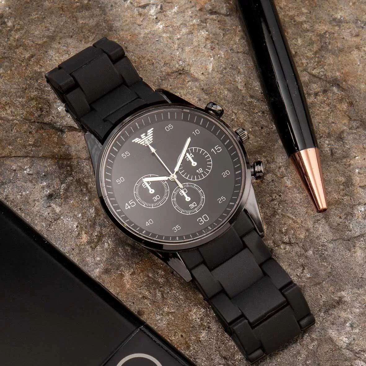 ساعت مچی عقربه‌ای مردانه مدل تک موتور 054