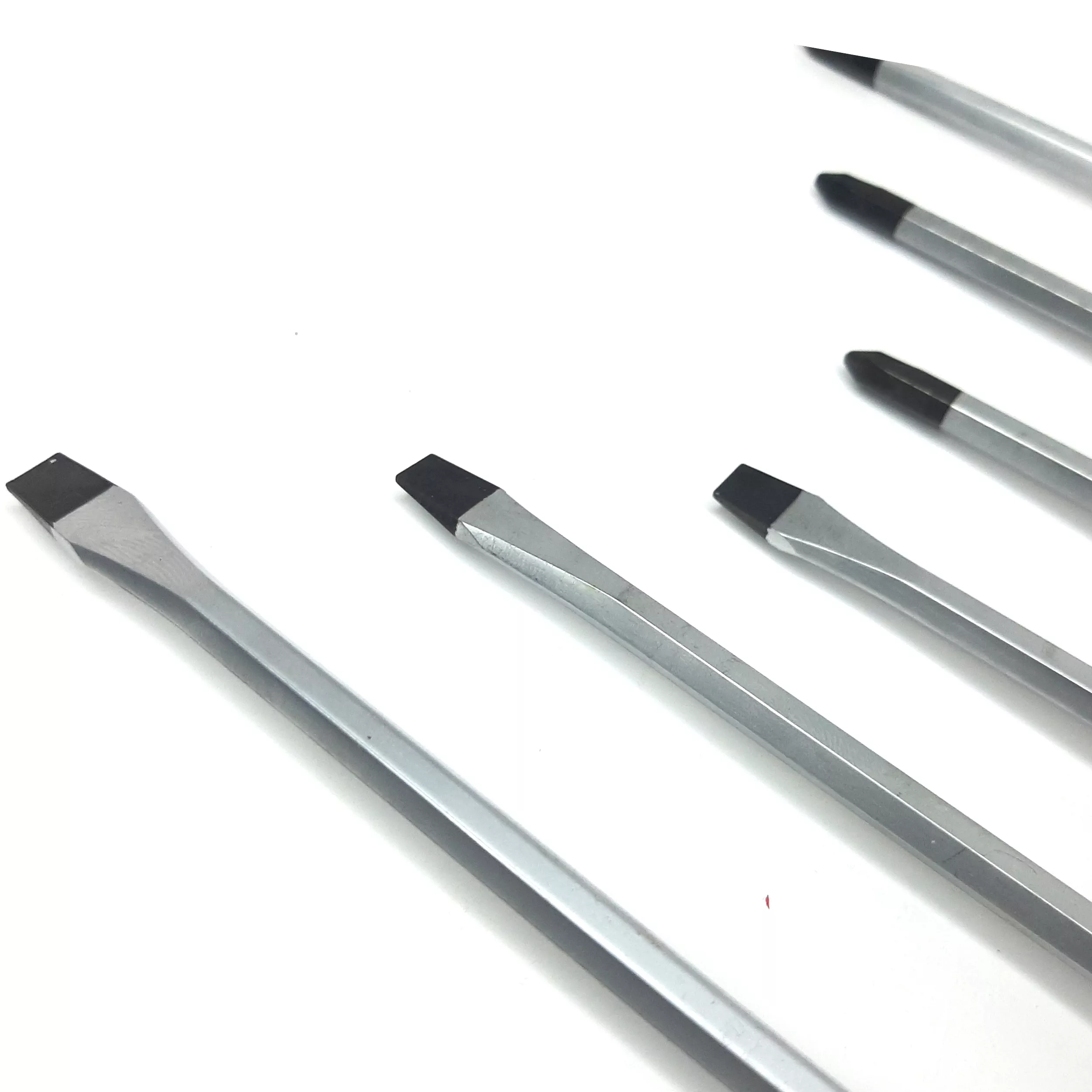 پیچ گوشتی ضربه خور تات  مدل 1397 بسته 6 عددی