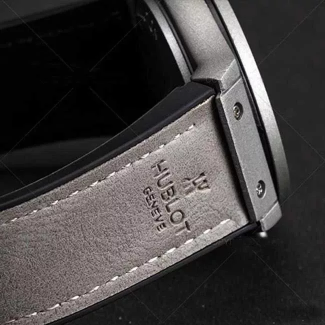 ساعت مچی عقربه‌ای مردانه  مدل تک موتور ساده T101