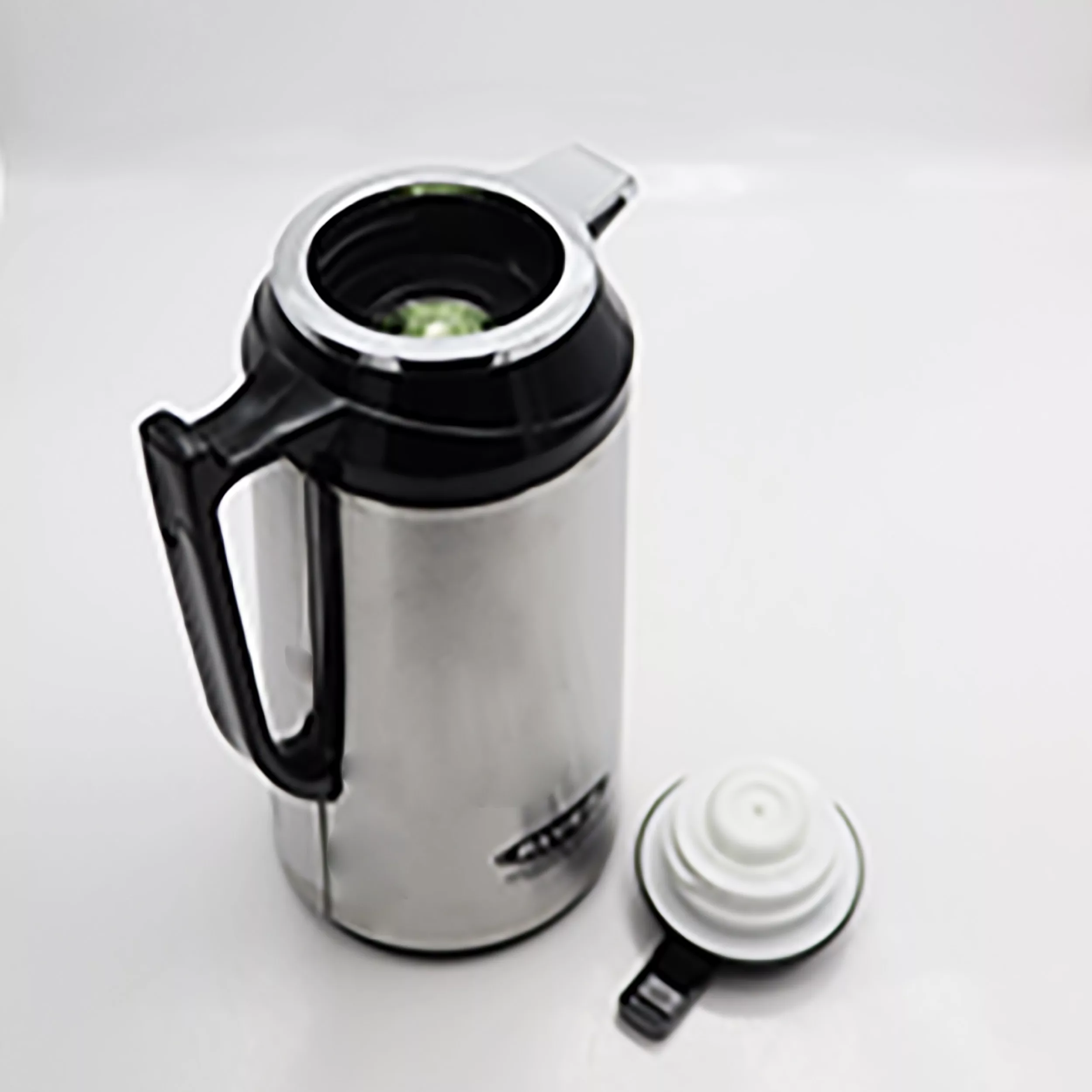 فلاسک ریور مدل YP-ESTIL-TAKGHOLO-8623 گنجایش 1.6 لیتر