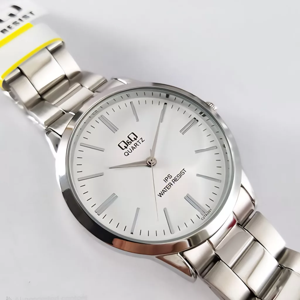ساعت مچی عقربه‌ای کوارتز مردانه کیو اند کیو مدل C214-201Y