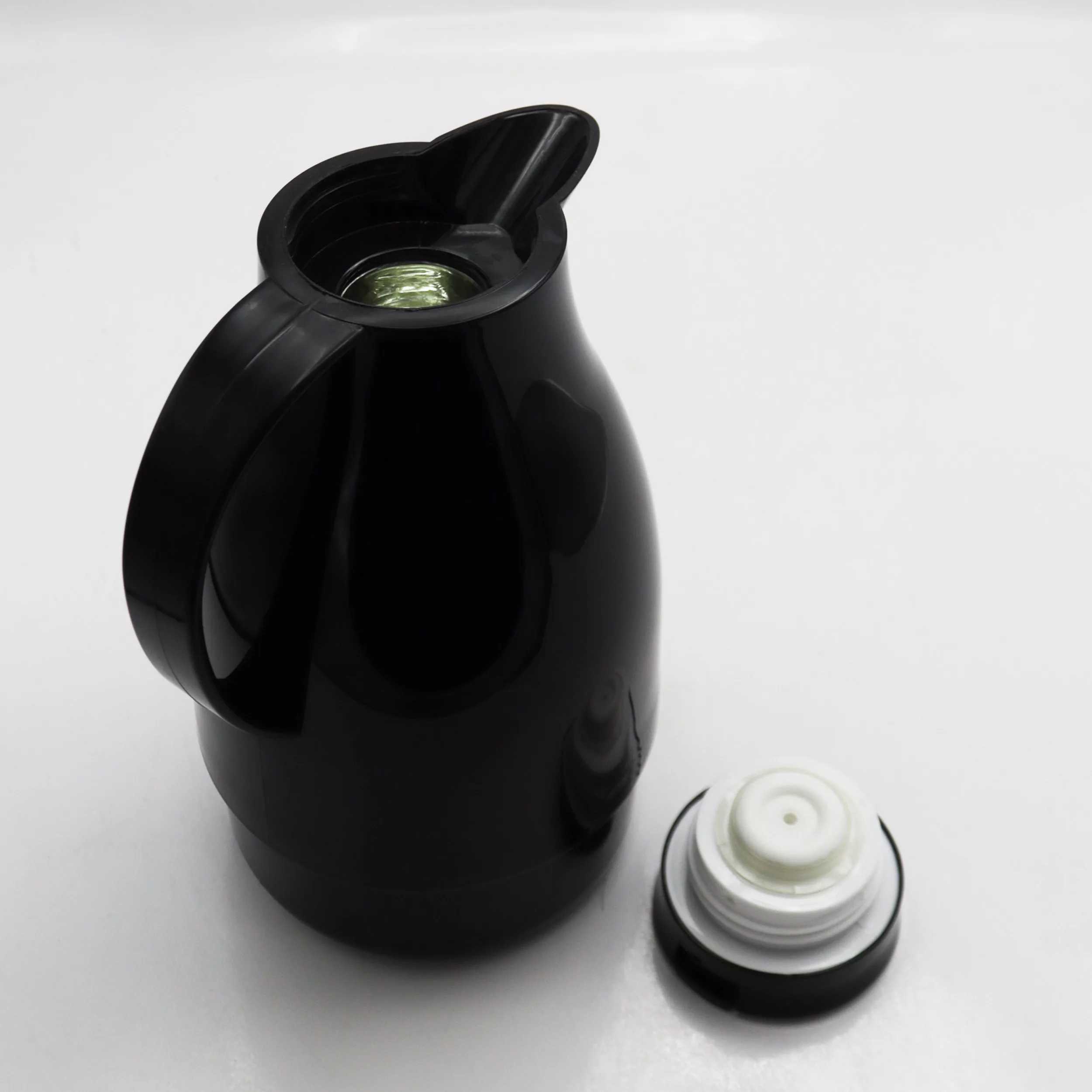 فلاسک ریور مدل YPM-MELAMINE-8626 گنجایش 1.3 لیتر