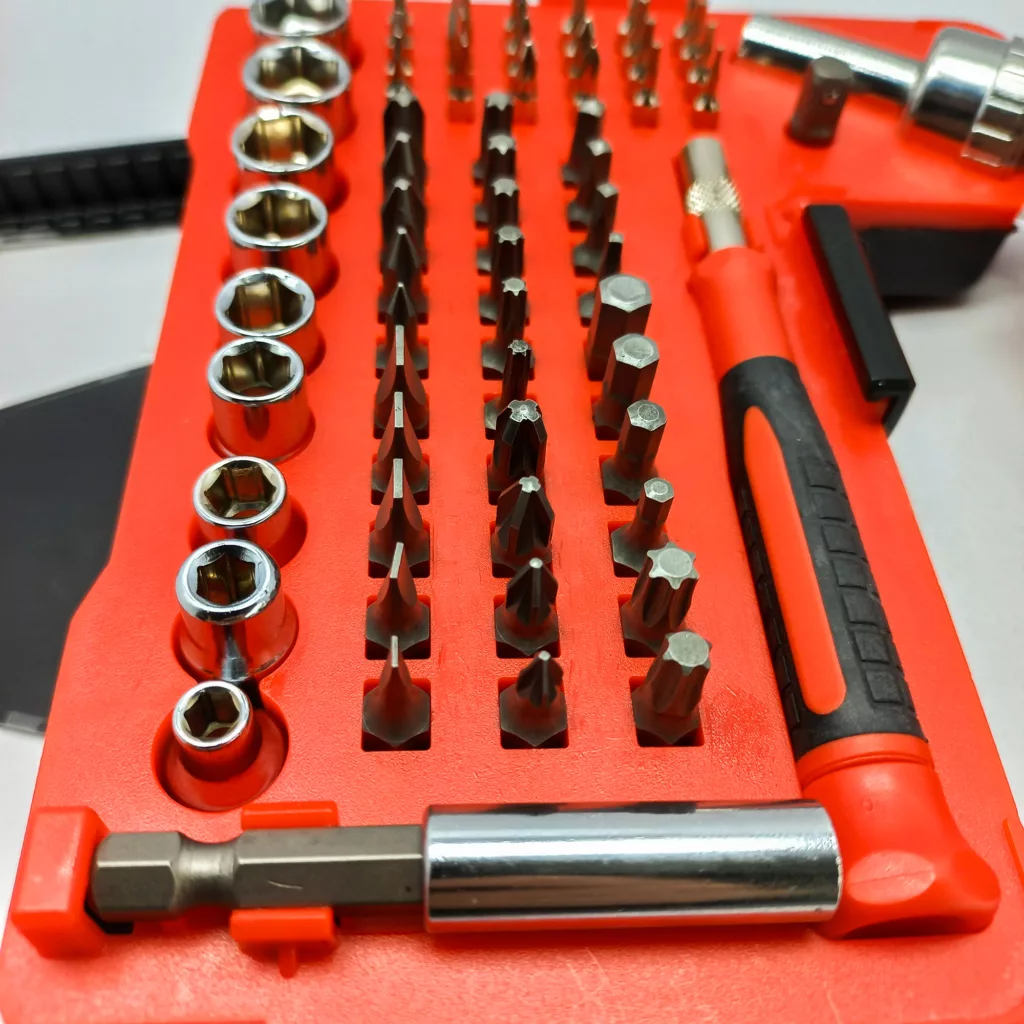 پیچ گوشتی و سری پیچ گوشتی فاکس مدل RM بسته 68 عددی