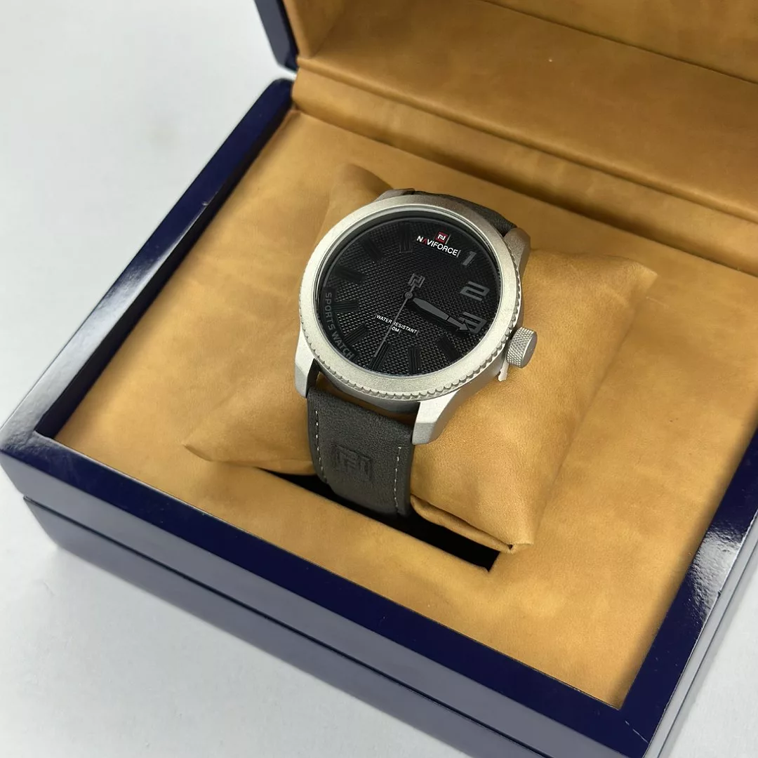 ساعت مچی عقربه‌ای مردانه نیوی فورس مدل Nf9221