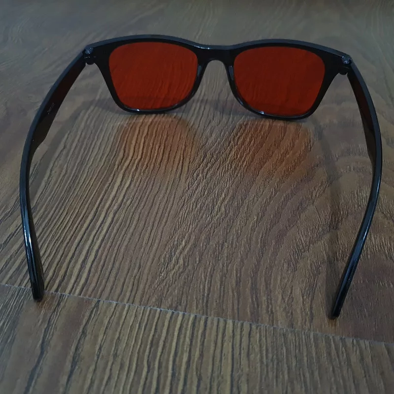 عینک شب مدل ضد خستگی