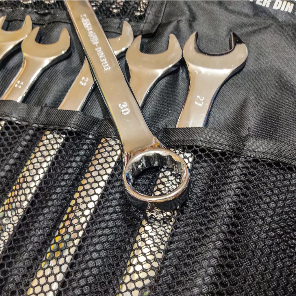 آچار یکسر تخت و یکسر رینگی سیموند مدل CR- V 6-32 BARAGH مجموعه 22 عددی