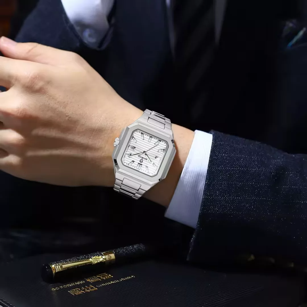 ساعت مچی عقربه‌ای کوارتز مردانه بین باند مدل اسپرت بند استیل قفل مخفی کد B5