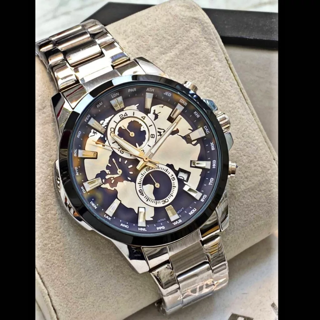 ساعت مچی عقربه‌ای کوارتز مردانه مدل سه موتور فعال کورنوگراف جهان نما کد 105