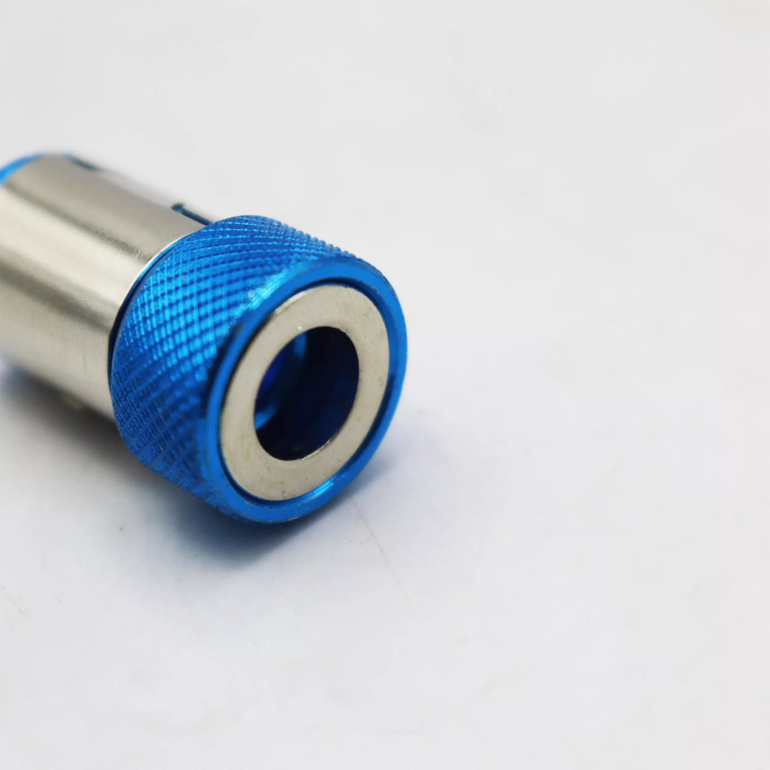 حلقه سر پیچ گوشتی مدل مغناطیسی YP-BLUE Magnetic Ring-1/4  سایز 1/4 میلی متر