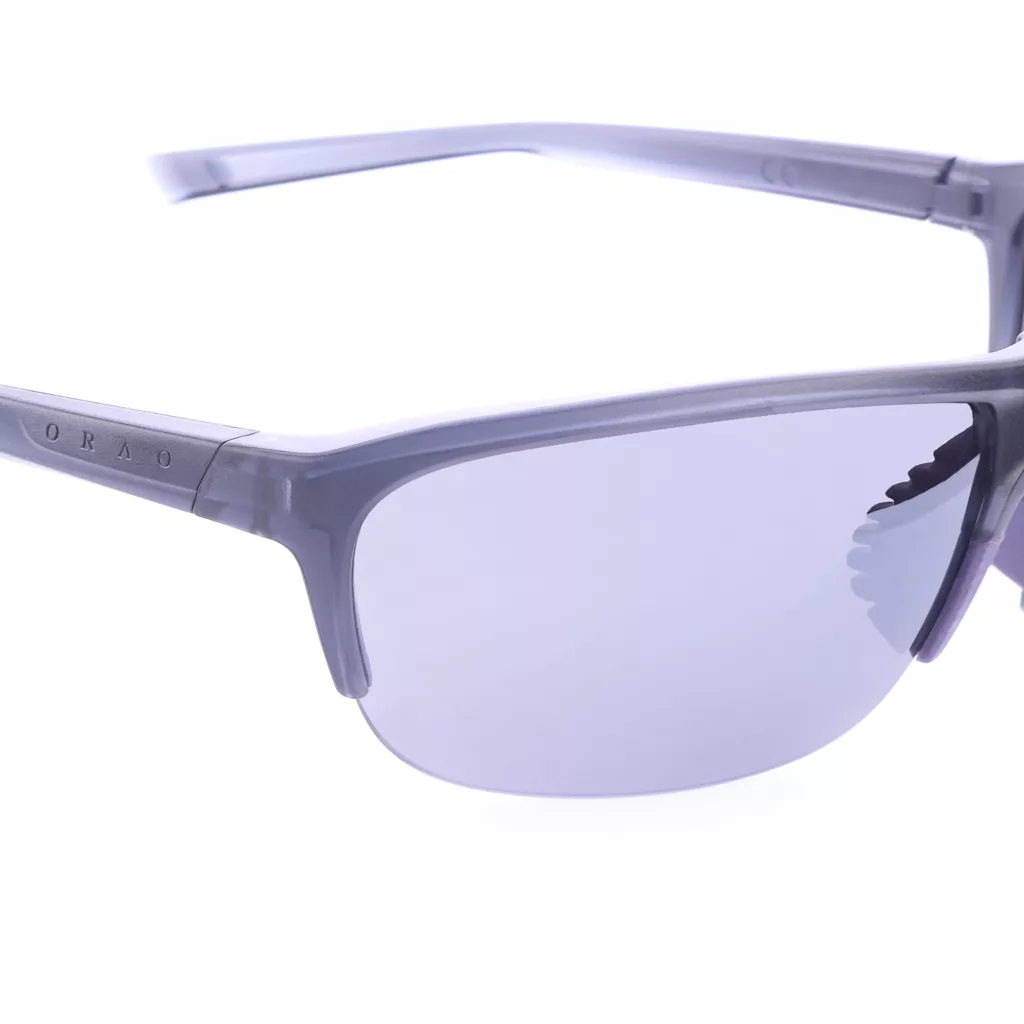 عینک آفتابی بیضی غیرپلاریزه مدل بیس دار