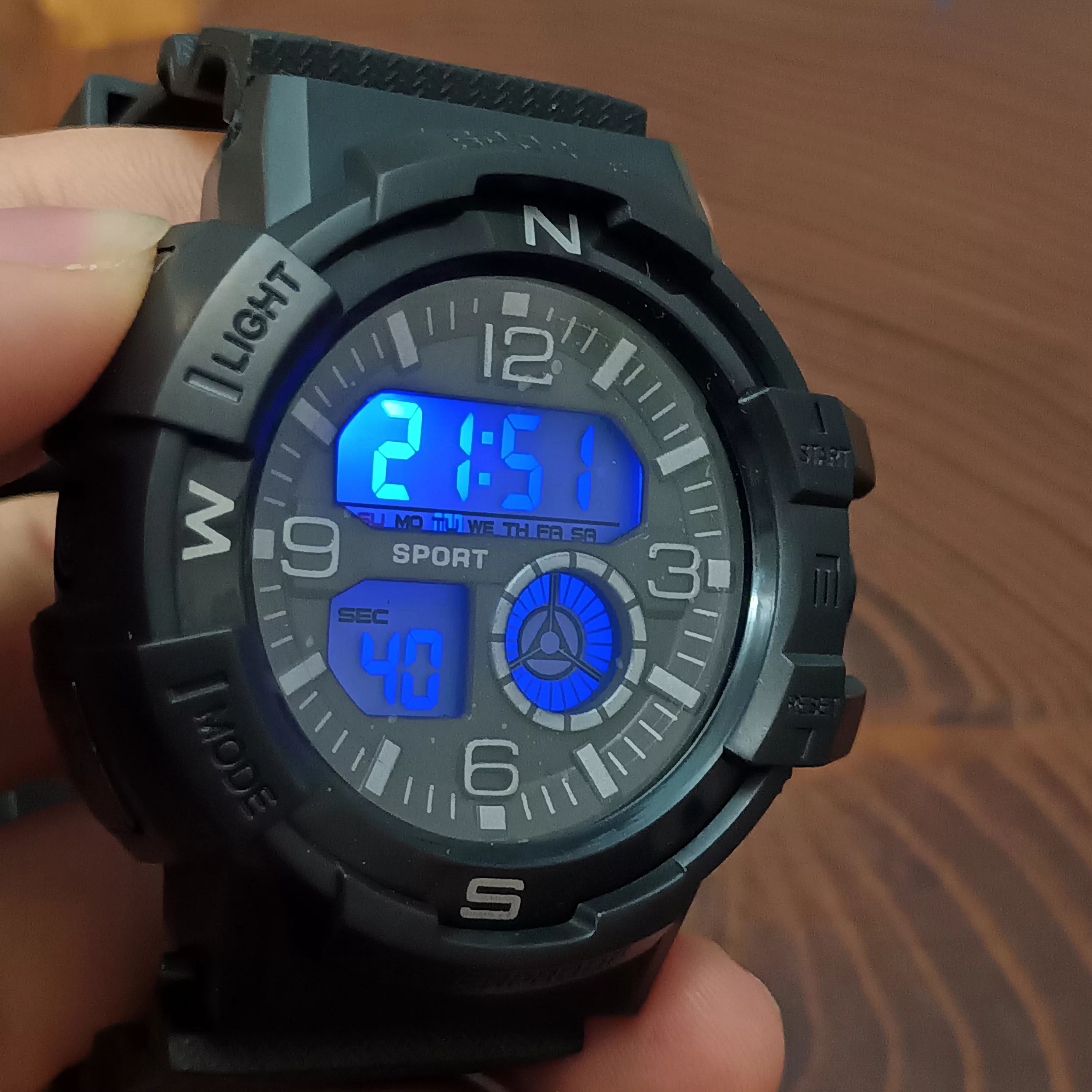 ساعت مچی دیجیتال مردانه مدل ضد آب کد WP