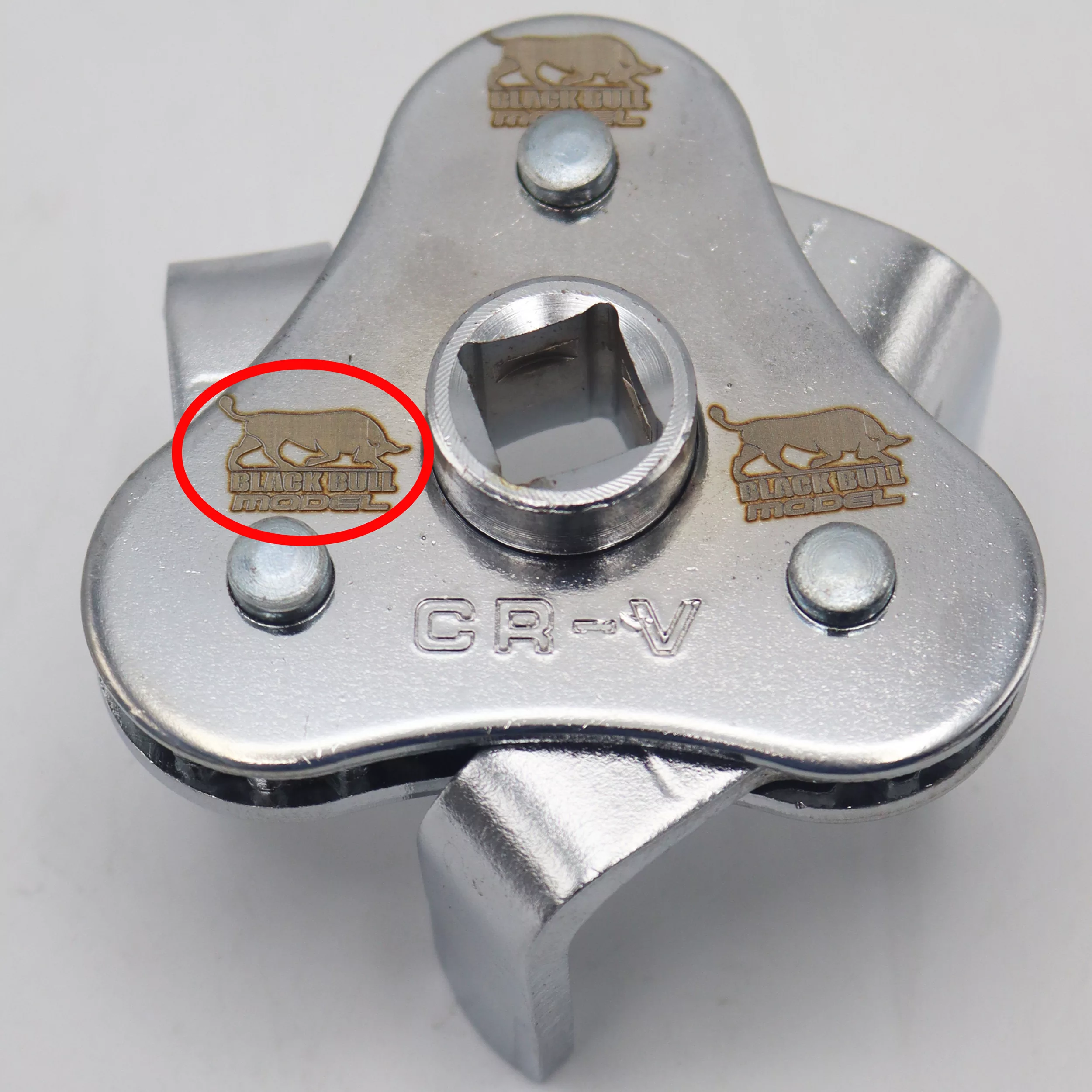 آچار فیلتر باز کن سه شاخ بلک بول کد YP-63-102mm سایز 1.2 اینچ