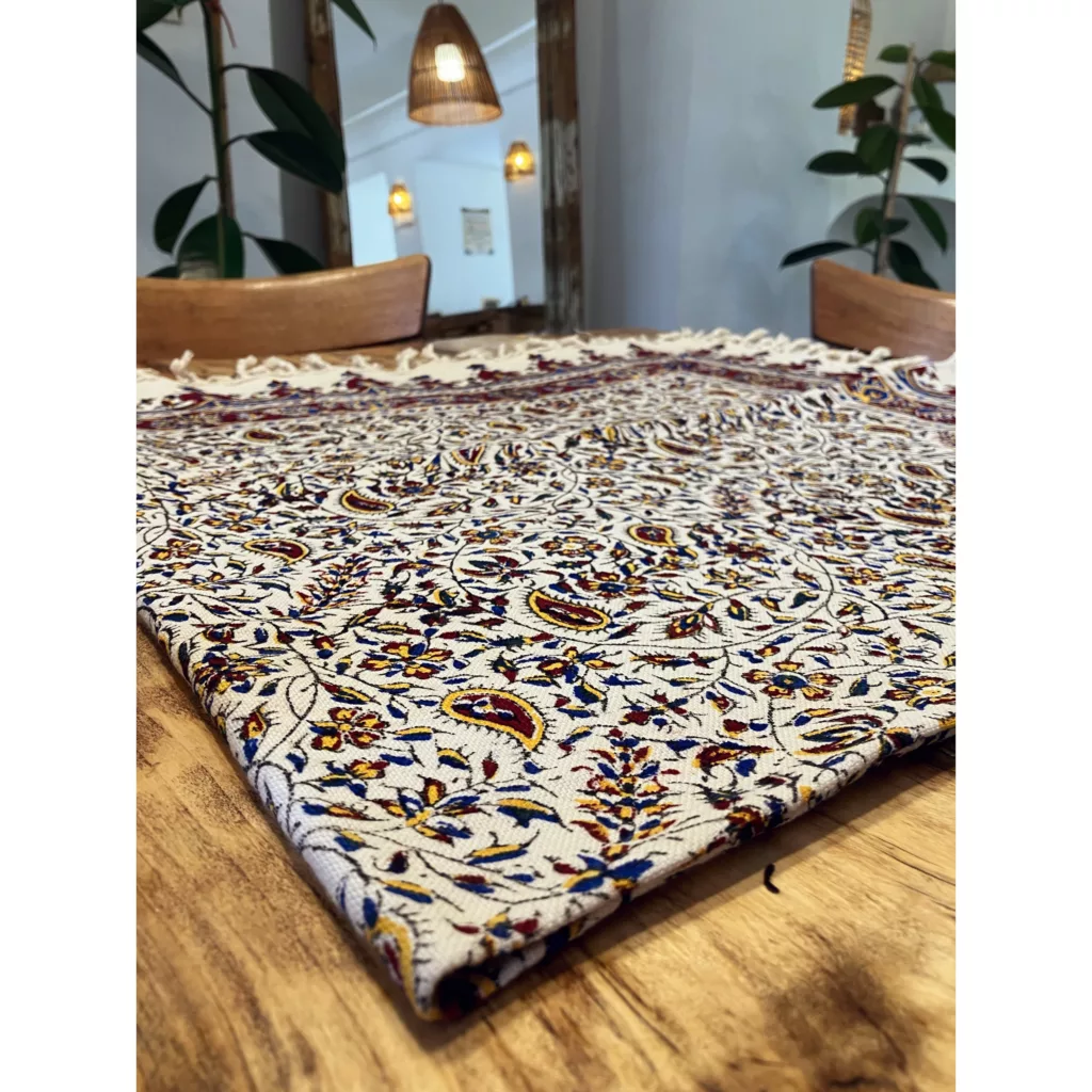 سفره 6 نفره مدل قلمکار زابلیان طرح بته سنتی کد R150