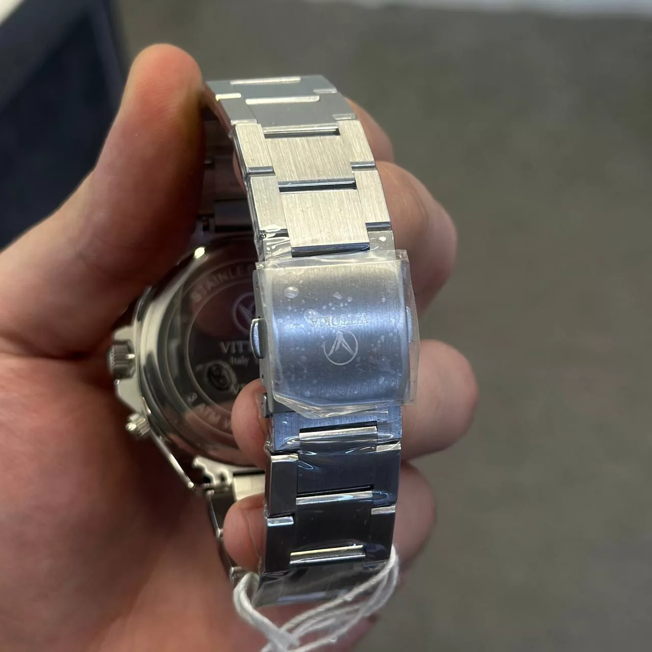 ساعت مچی عقربه‌ای کوارتز مردانه ویتوریا مدل vt3654