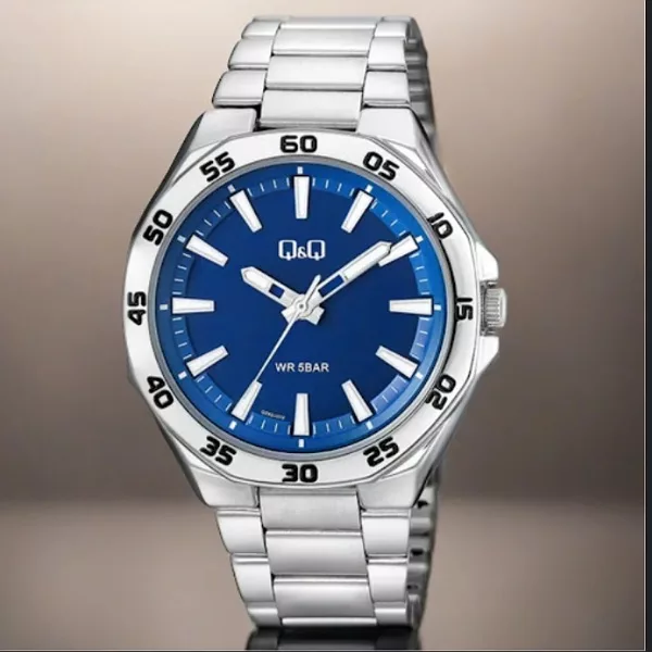 ساعت مچی عقربه‌ای مردانه کوارتز کیو اند کیو مدل qz82j202y