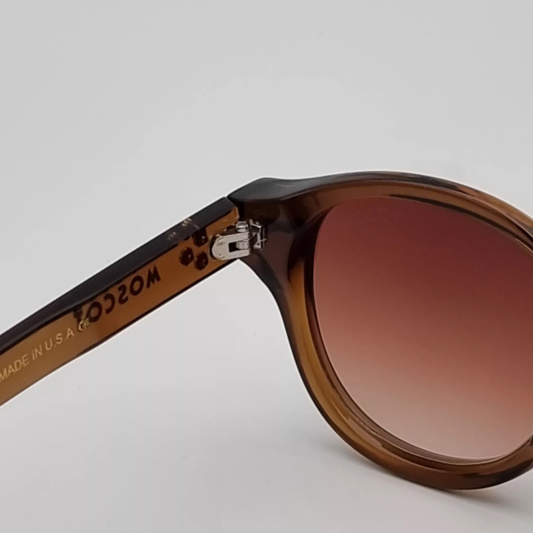 عینک آفتابی موسکوت مدل 6033GH