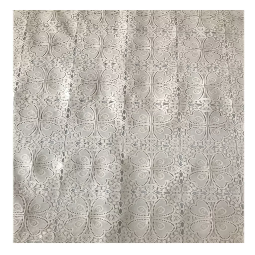 سفره 6 نفره مدل رویال طرح گیپور سایز 140x100 سانتی متر