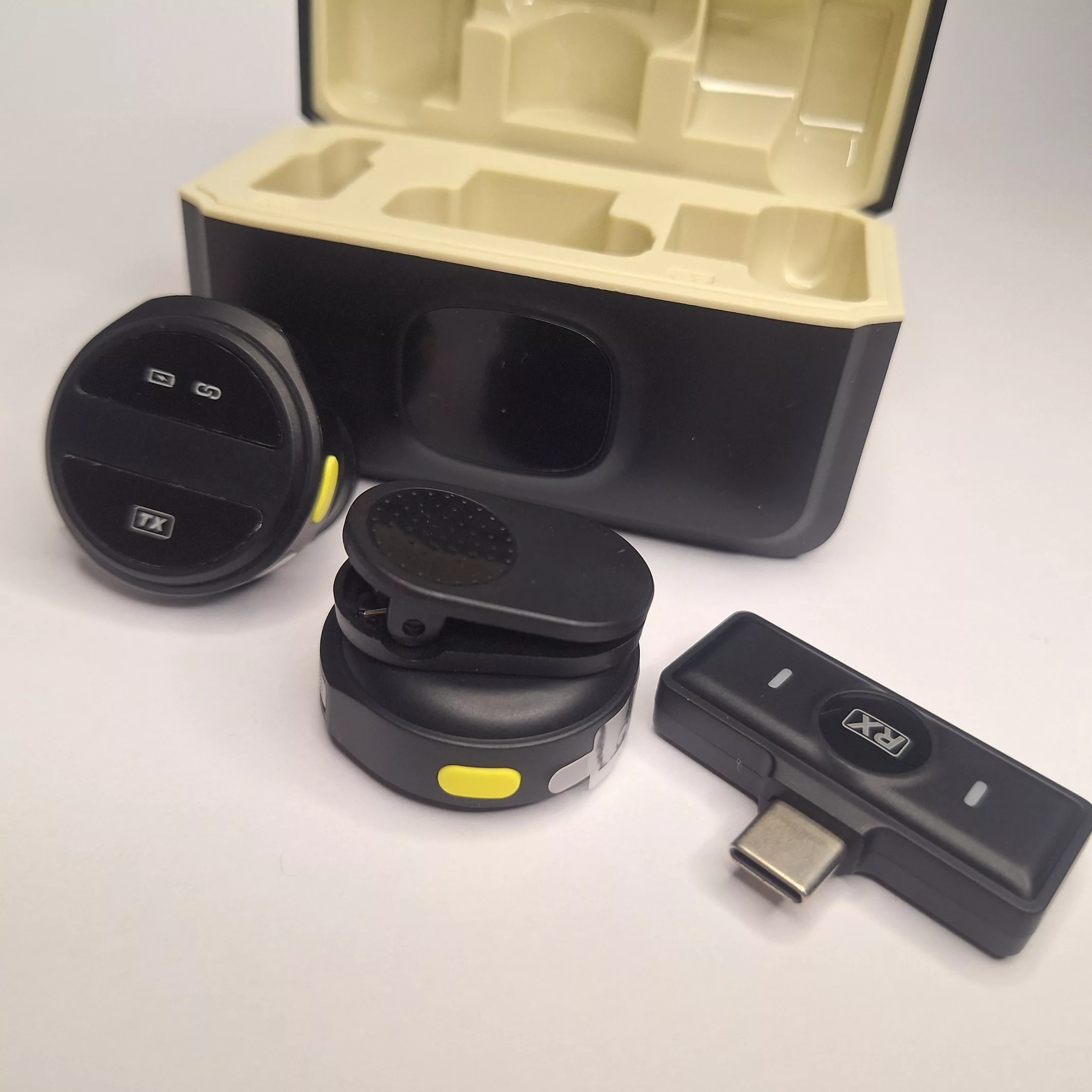 ست میکروفون بی سیم مدل pro2 با درگاه اتصال تایپ سی