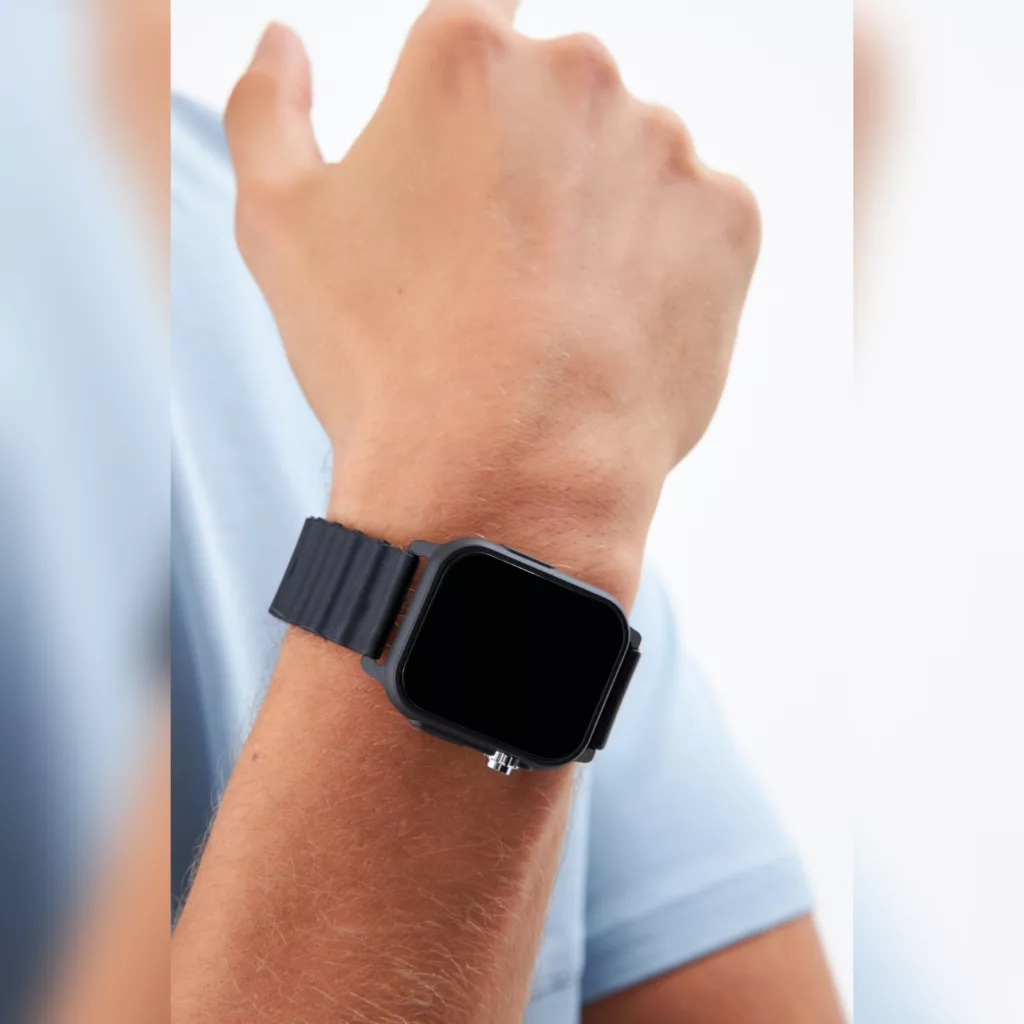 ساعت مچی دیجیتال مدل اسپرت بند پیو الترا کد 4