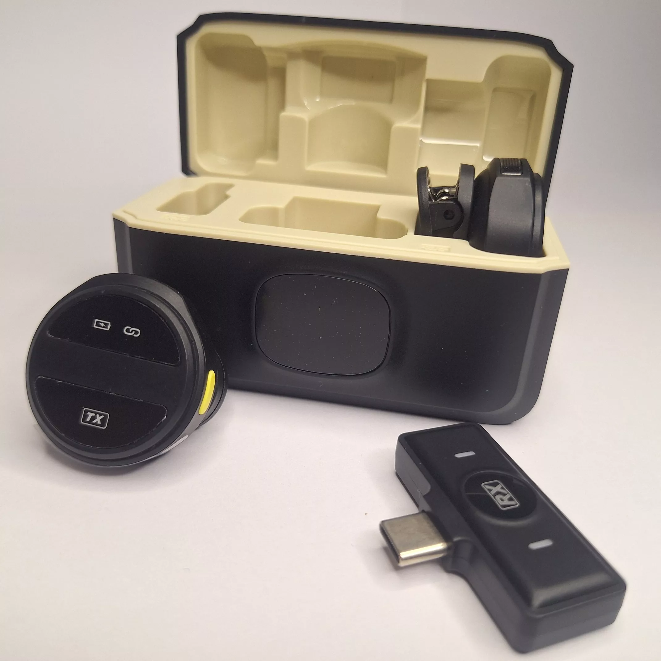 ست میکروفون بی سیم مدل pro2 با درگاه اتصال تایپ سی