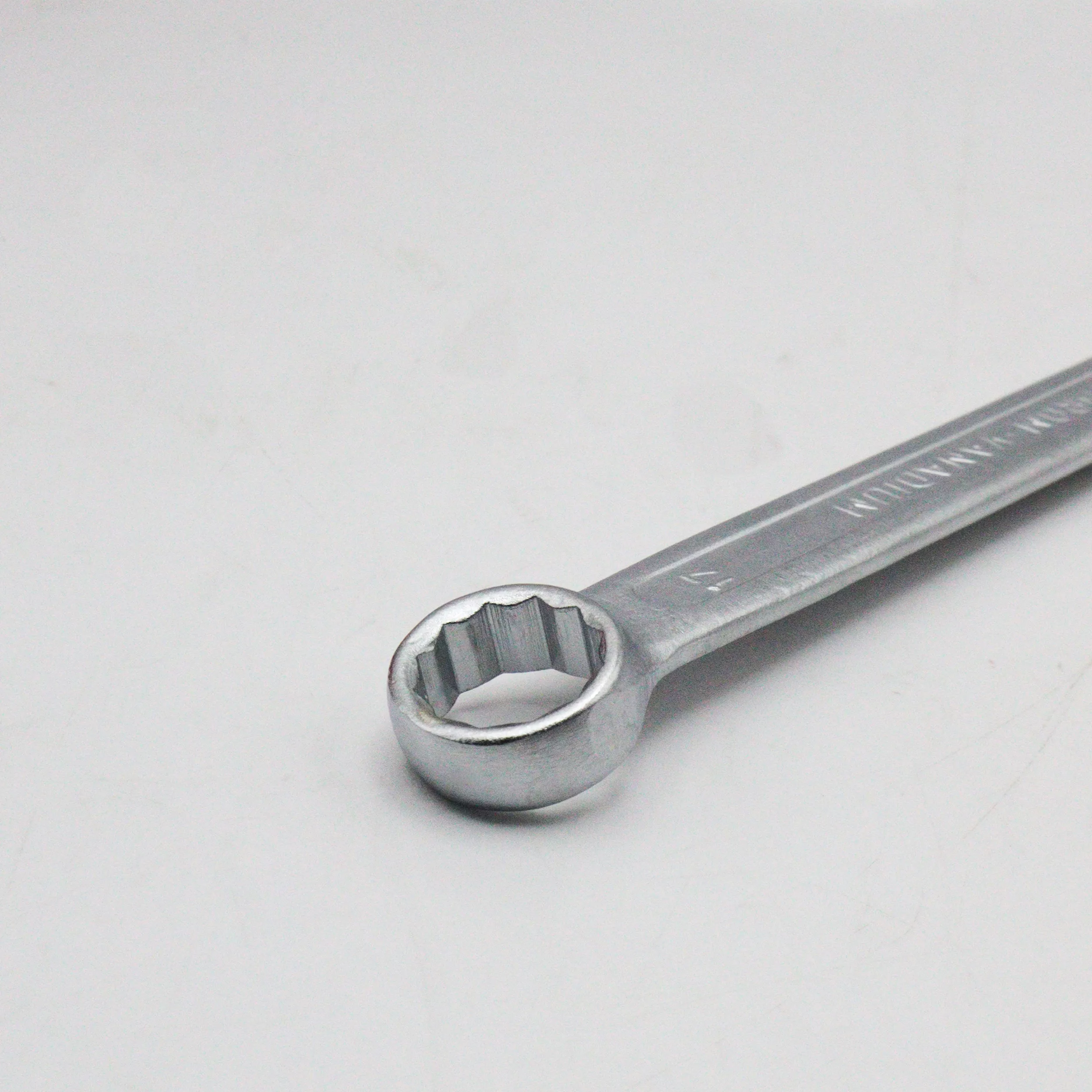 آچار یکسر تخت و یکسر رینگی آتا مدل YP-17MM سایز 17 میلی متر