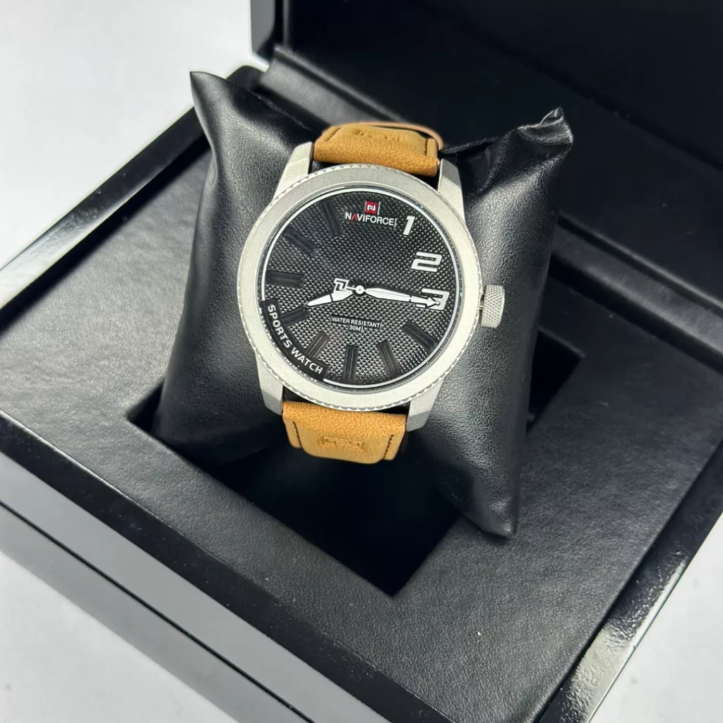 ساعت مچی عقربه‌ای مردانه نیوی فورس مدل Nf9202