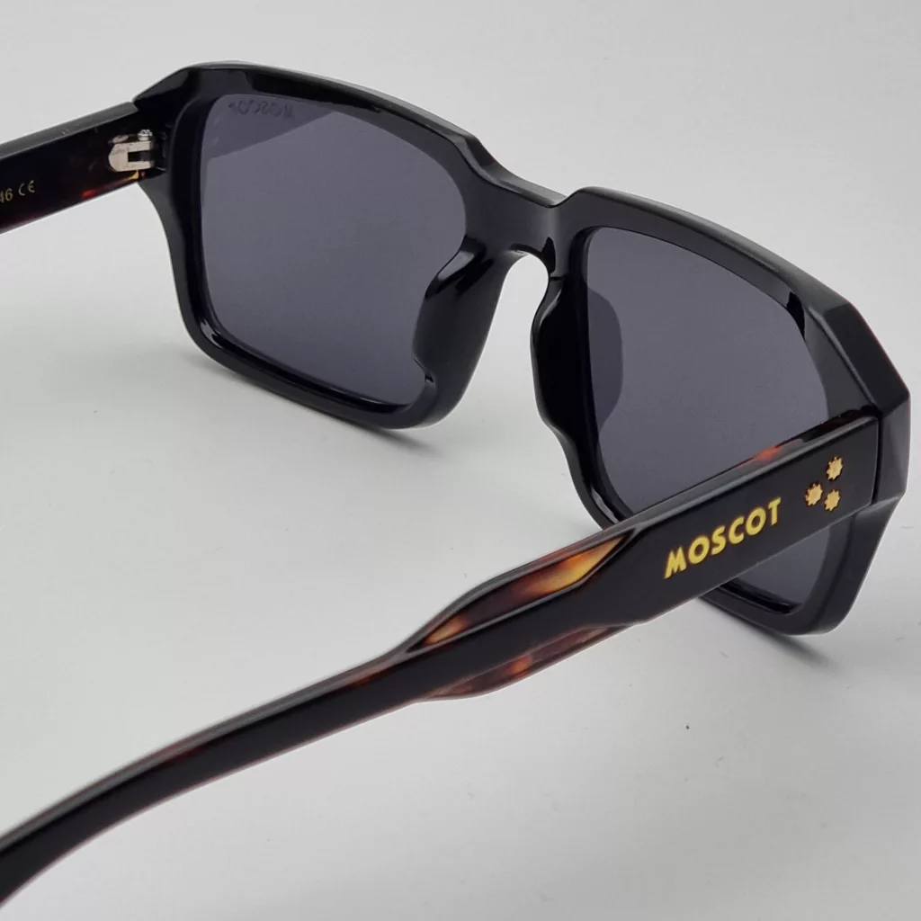 عینک آفتابی چندضلعی غیرپلاریزه موسکوت مدل 86030mm