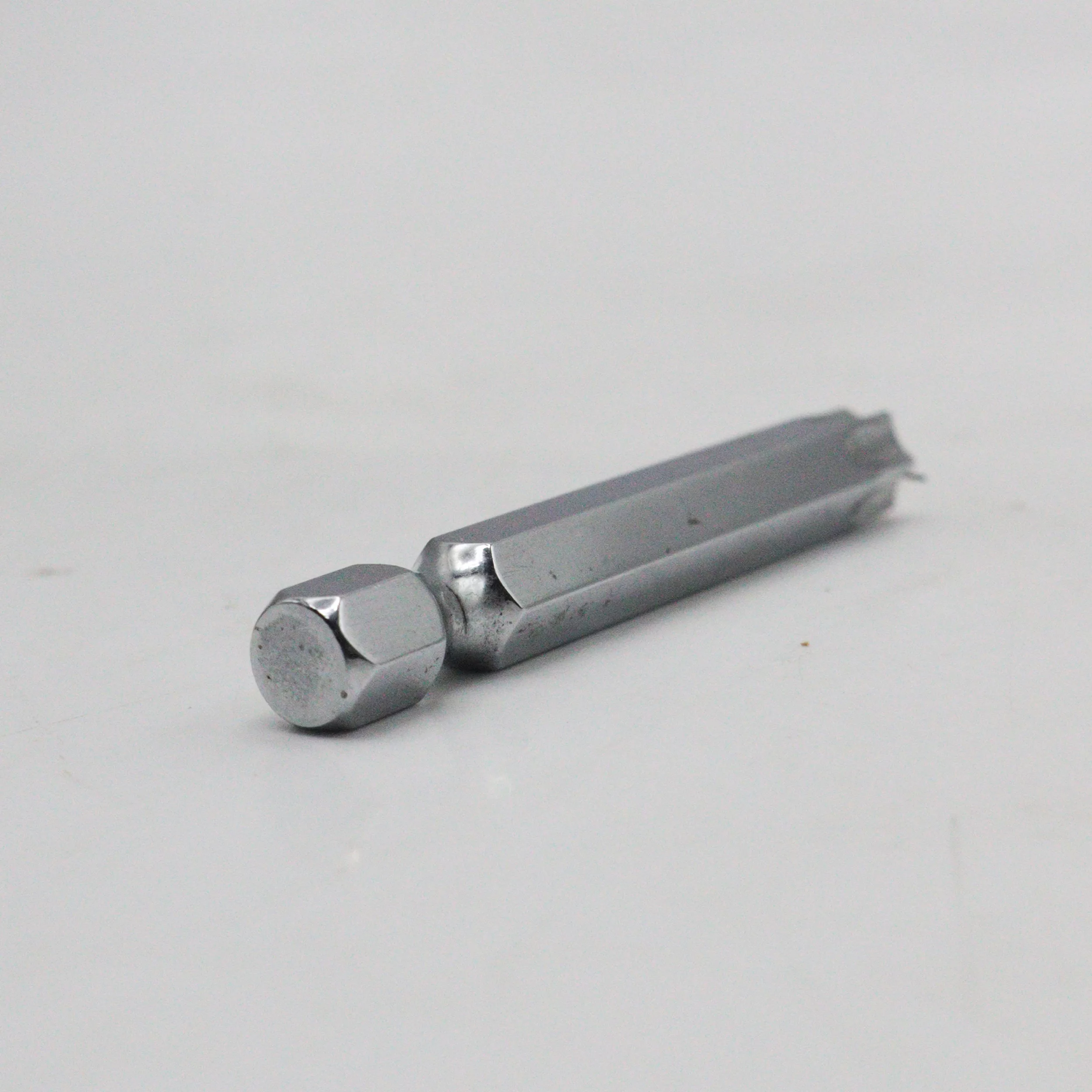 سری پیچ گوشتی ستاره ای ولف مدل  بیت خور کد YP-T15/T40  بسته 5 عددی