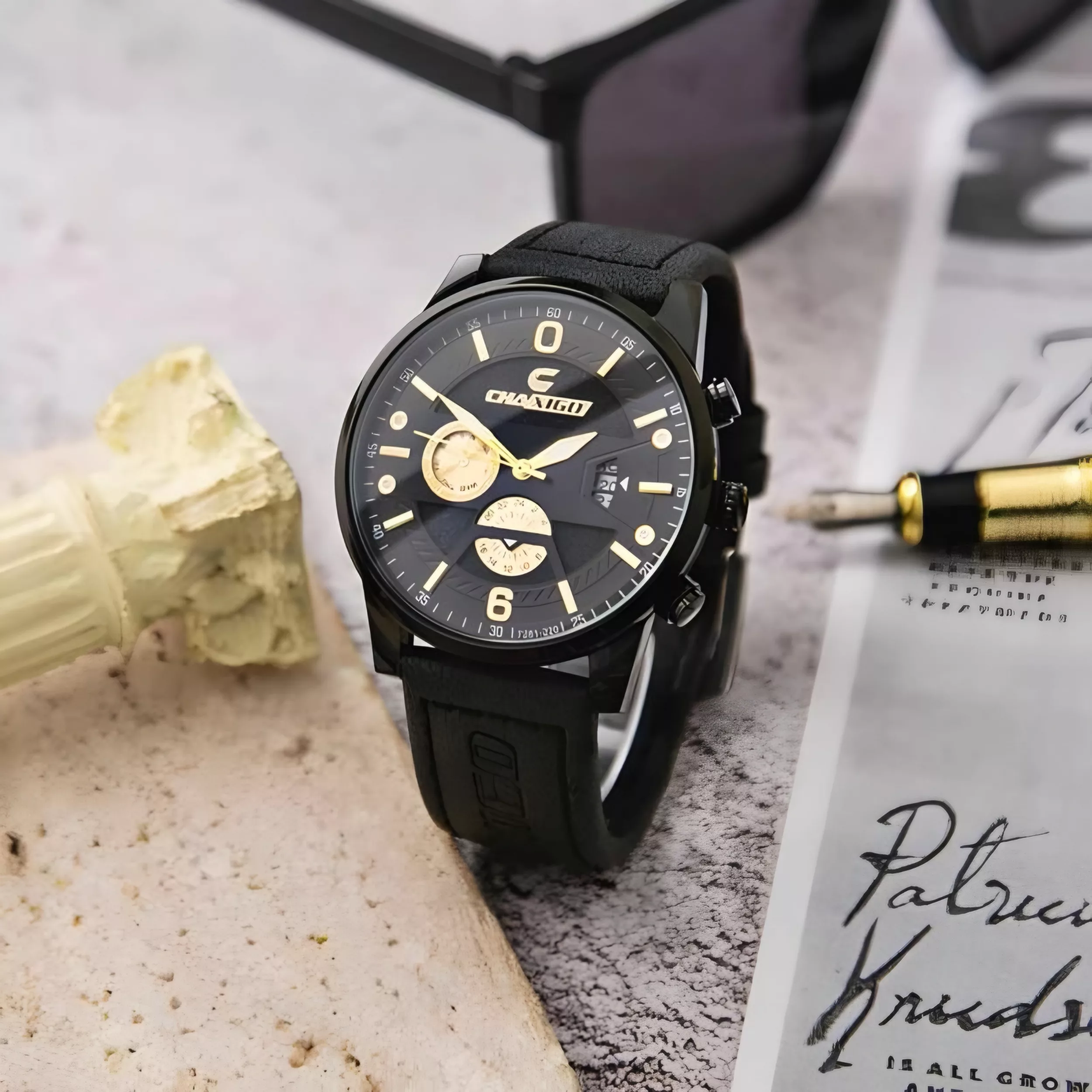 ساعت مچی عقربه‌ای کوارتز مردانه چاکسیگو مدل  اسپرت کلاسیک تک موتوره بند چرم کد ۳