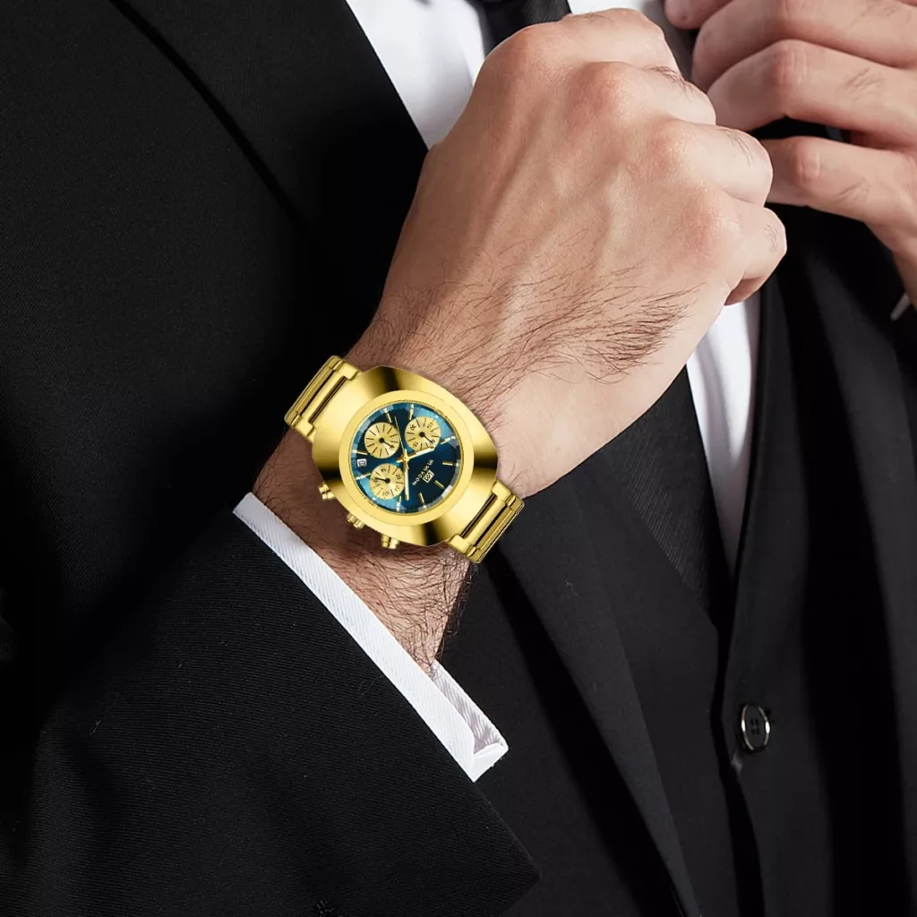 ساعت مچی عقربه‌ای کوارتز مردانه وا وا ووم مدل کلاسیک سه‌ موتور فعال کرنوگراف بند استیل کد ۳