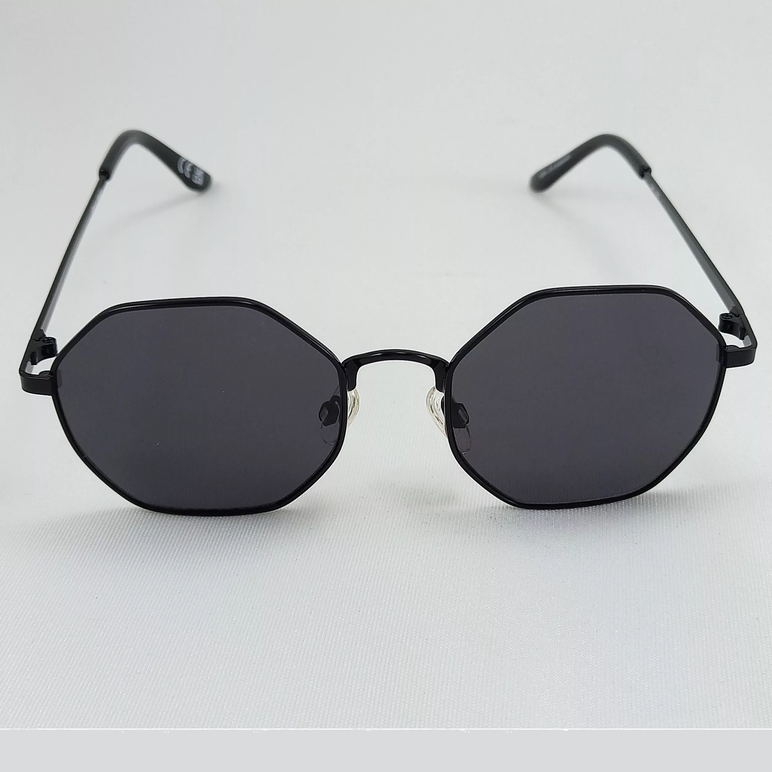 عینک آفتابی چند ضلعی مدل کژوال تین ایج