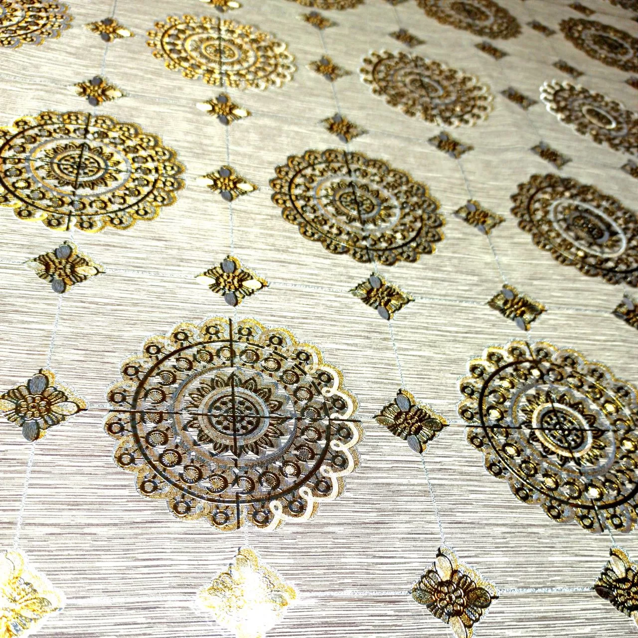 سفره چهار نفره مدل پشت نخی فانتزی کد A100-T100