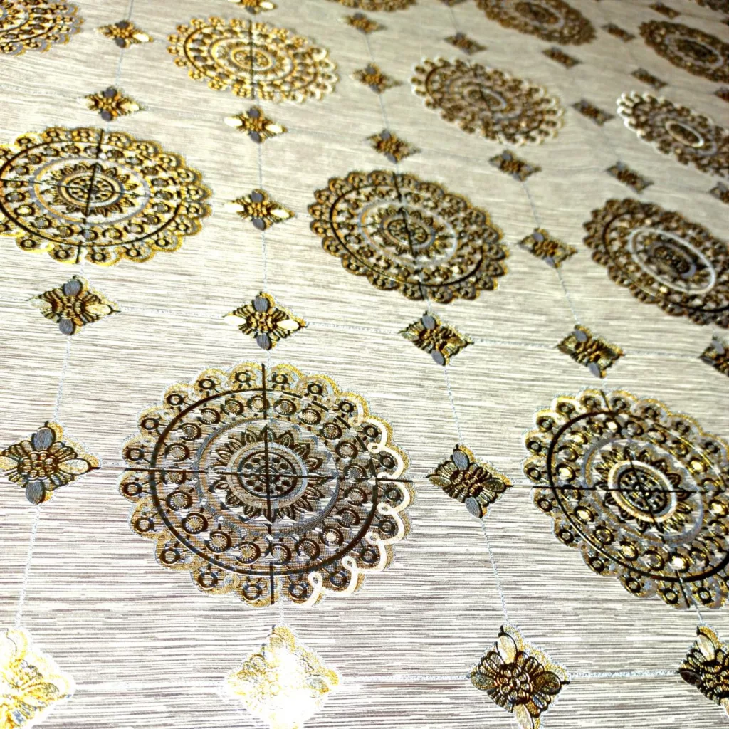 سفره دوازده نفره مدل پشت نخی فانتزی کد A100-T300