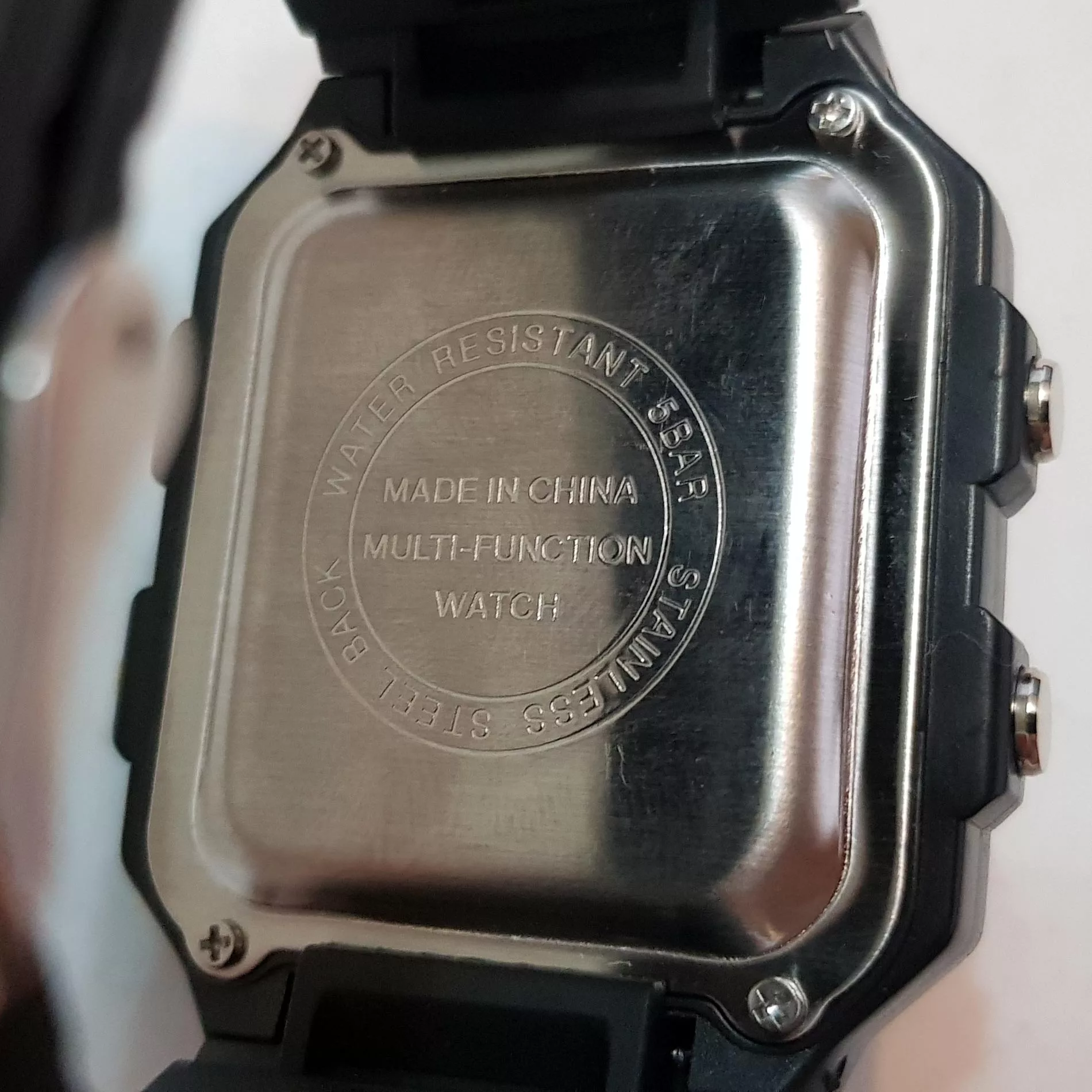 ساعت مچی دیجیتال مدل ایکی کامپیوتری کد 5194-1