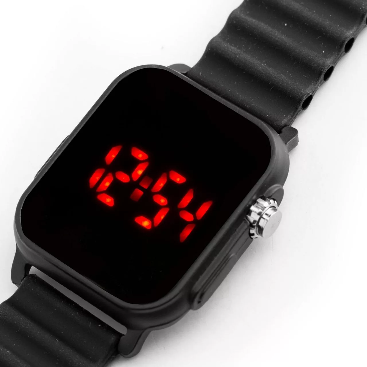 ساعت مچی دیجیتال مدل ال ای دی 03