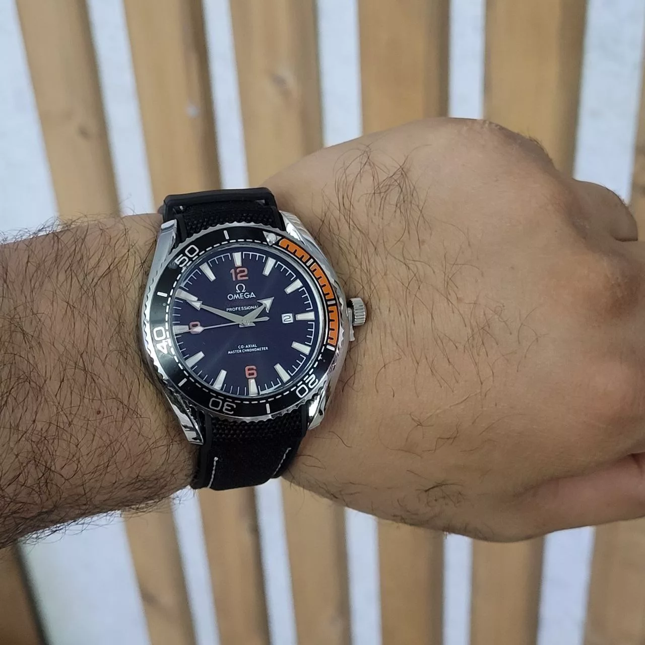 ساعت مچی عقربه‌ای کوارتز مردانه مدل کلاسیک بند برزنتی کد 002