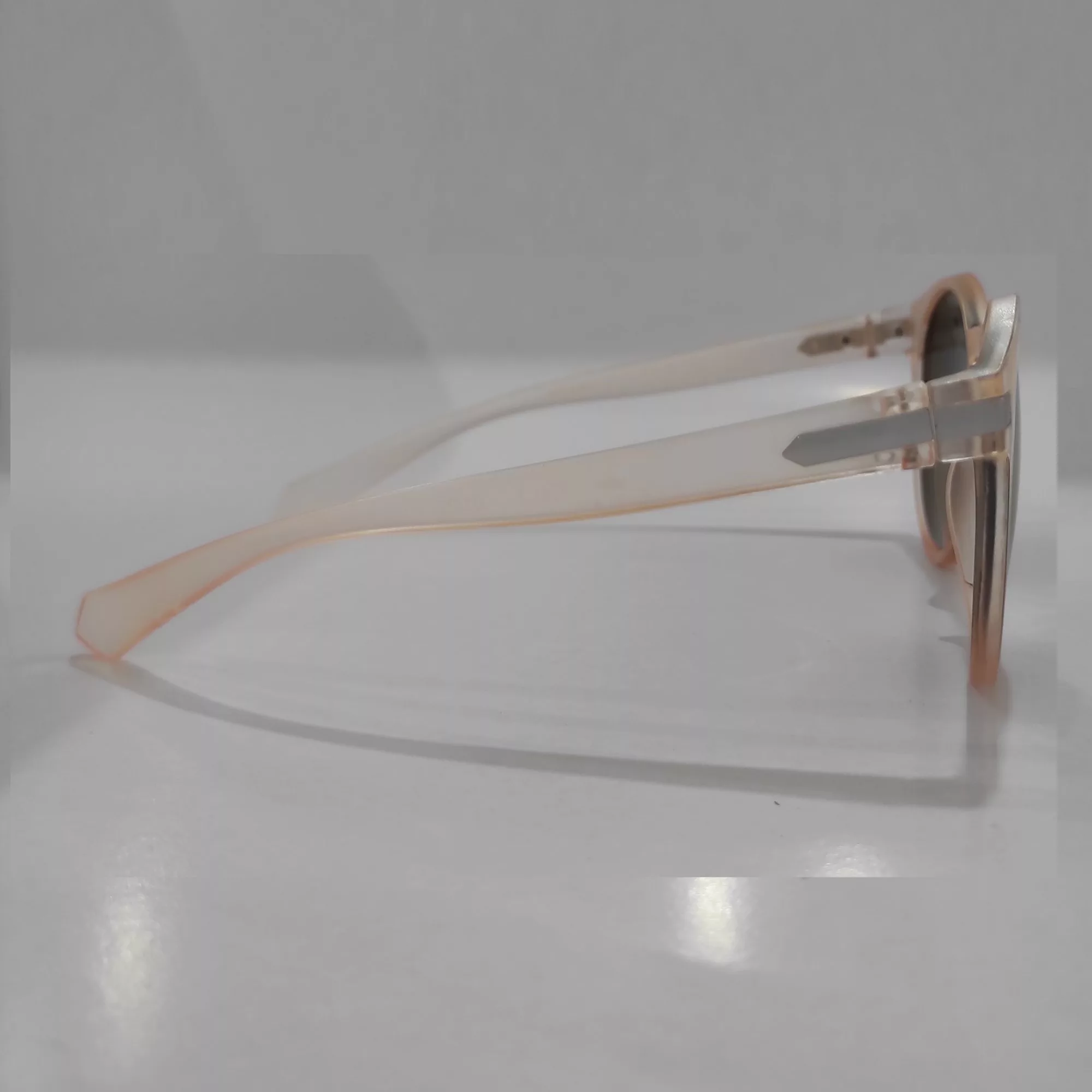 عینک آفتابی مدل یوکا کد437-6481