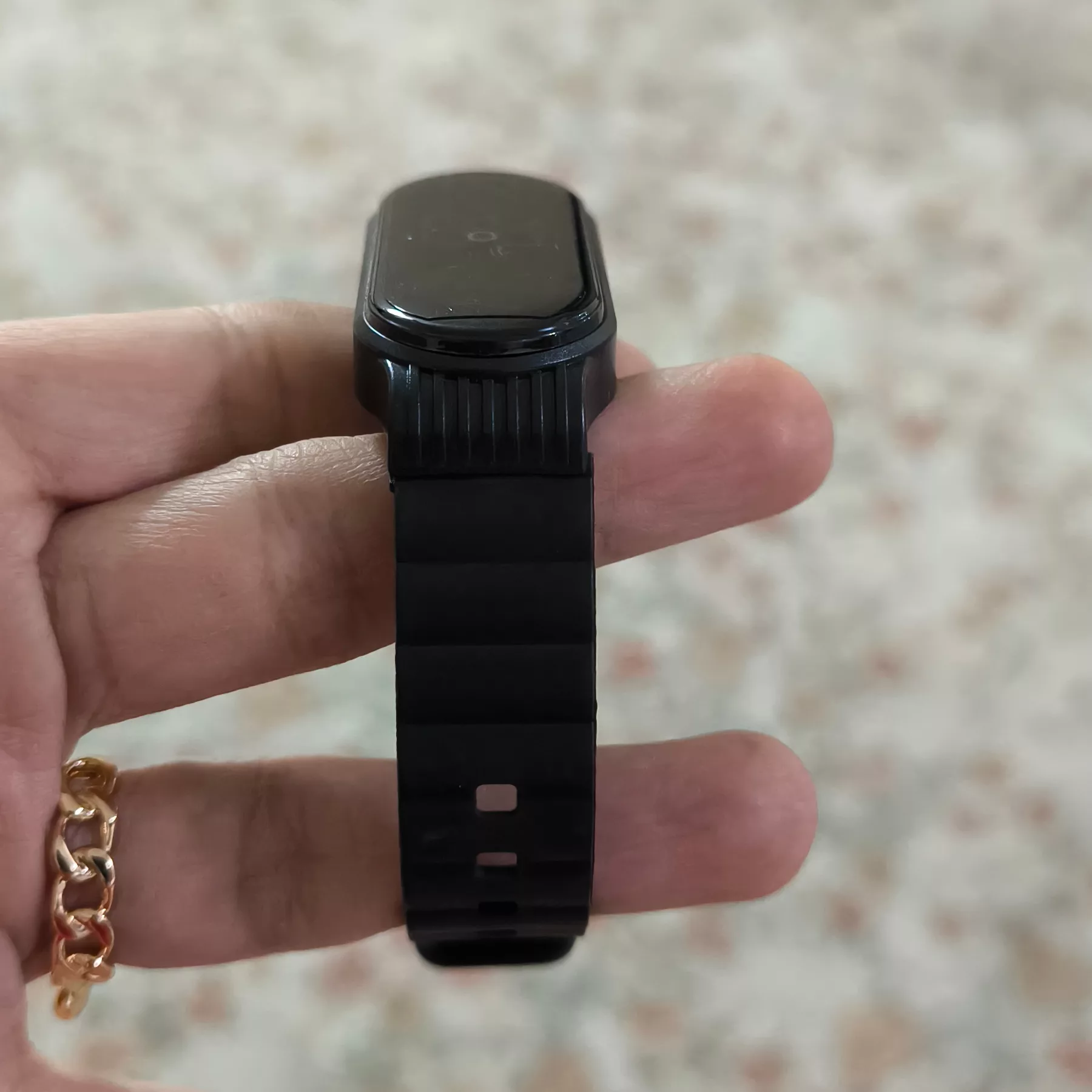 ساعت مچی دیجیتال مدل کوارتز تک زمانه بند پیو