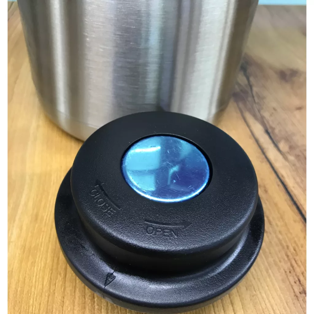 فلاسك مدل UN_1836 گنجایش 1.5 لیتر