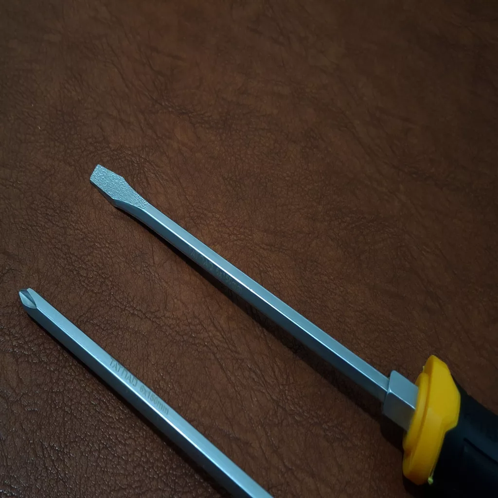 پیچ گوشتی ضربه خور دوسو و چهارسو تاتناد مدل TTR-2 مجموعه 2 عددی